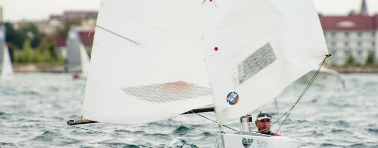 Sailors get a cool introduction to Lake Michigan at the Para World Sailing Championships